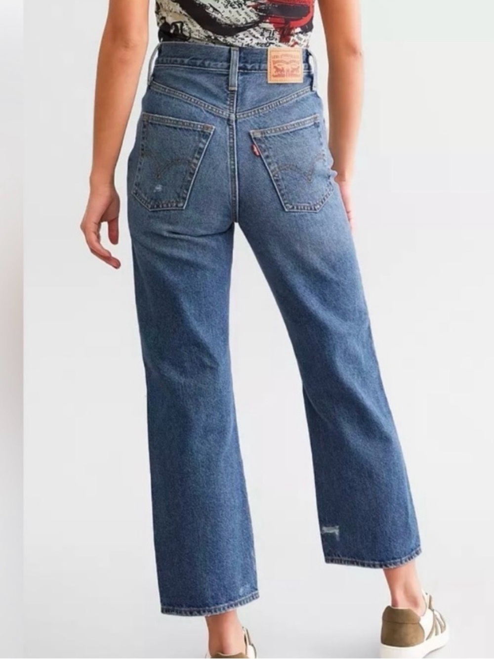 Levi’s • Ribcage Straight Ankle High-Rise Distressed Jeans NWT - Picture 2 of 5